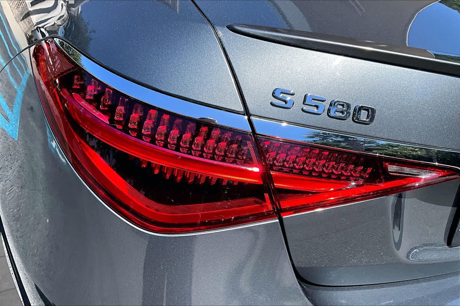 Used 2021 Mercedes-Benz S 580 4MATIC Sedan image 29