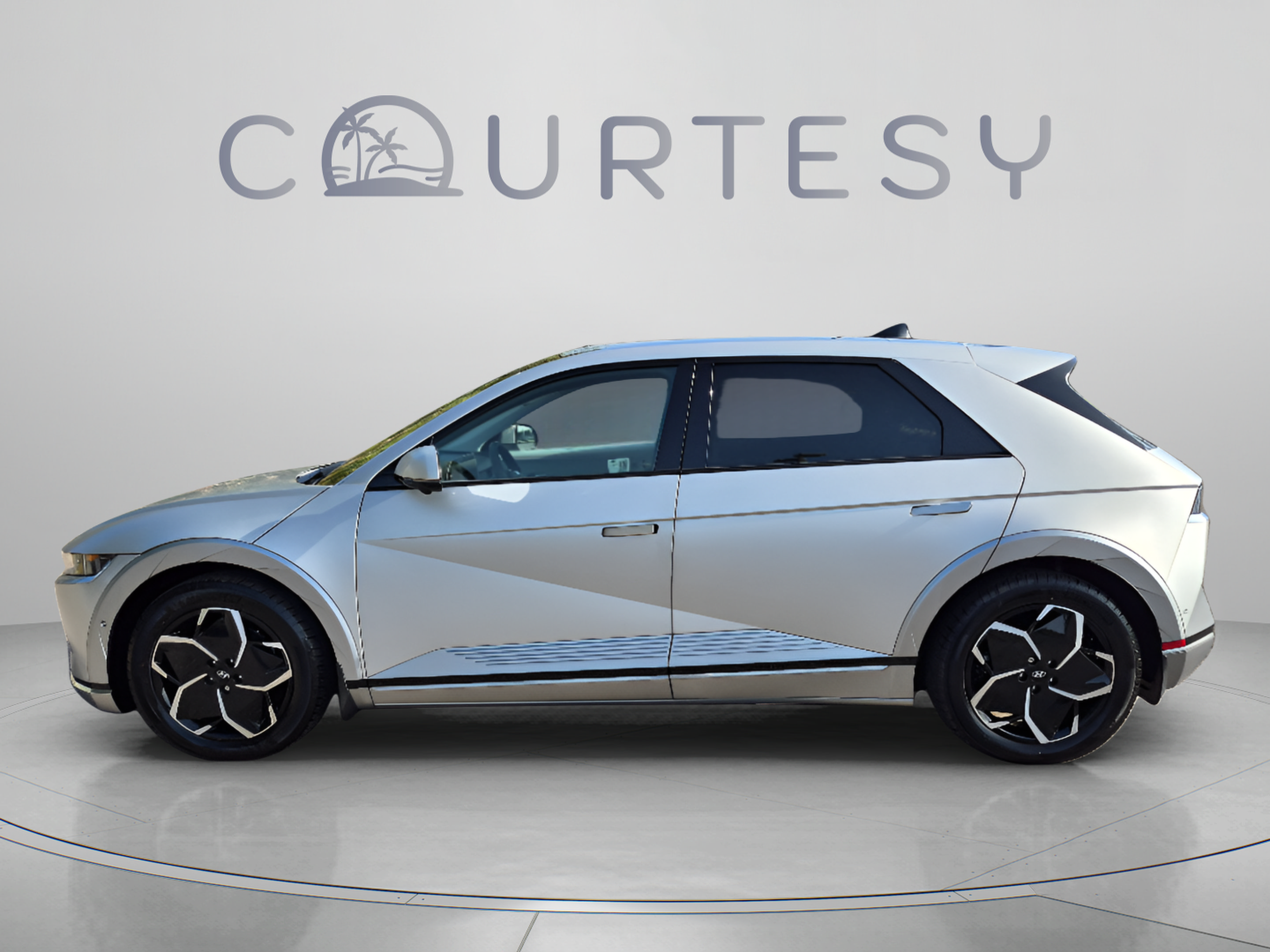 Certified 2024 Hyundai Ioniq 5 Limited RWD image 2