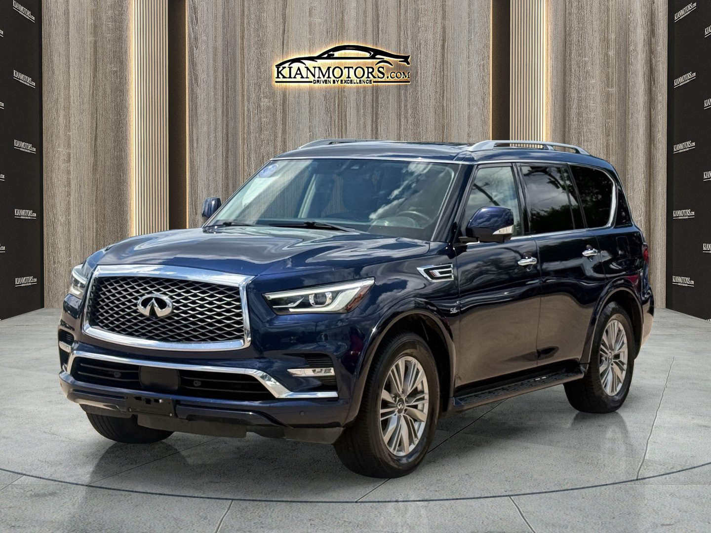 Used 2020 INFINITI QX80 Luxe w/ Proassist Package RWD image 3