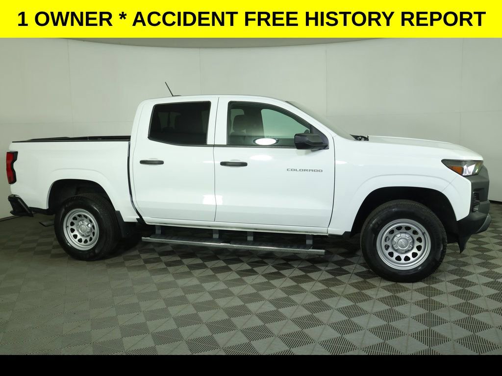 Used 2023 Chevrolet Colorado W/T w/ WT Convenience Package RWD image 2