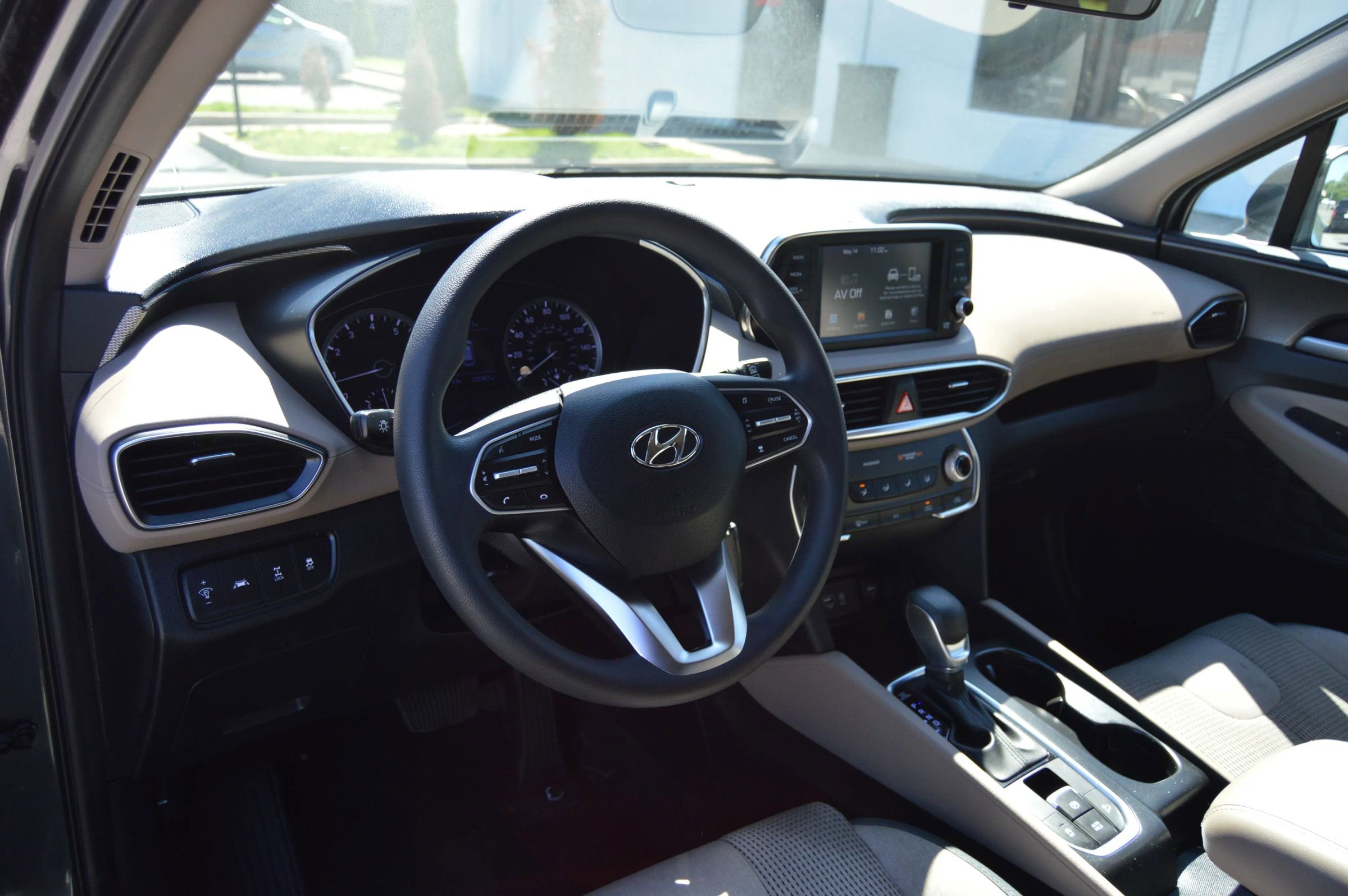 Used 2020 Hyundai Santa Fe SE AWD/4WD image 8