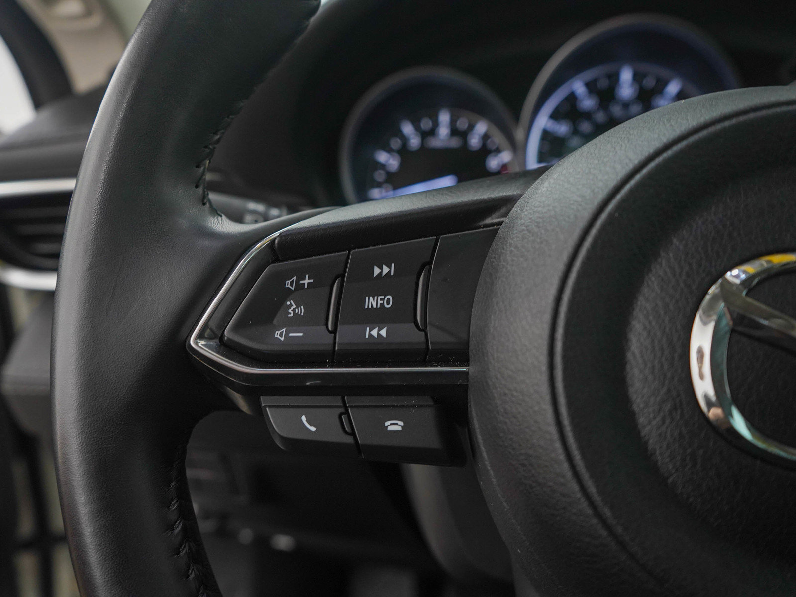Used 2018 MAZDA MAZDA6 Touring FWD image 23