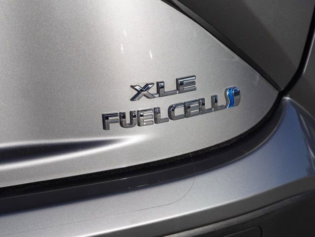 Used 2022 Toyota Mirai XLE image 11