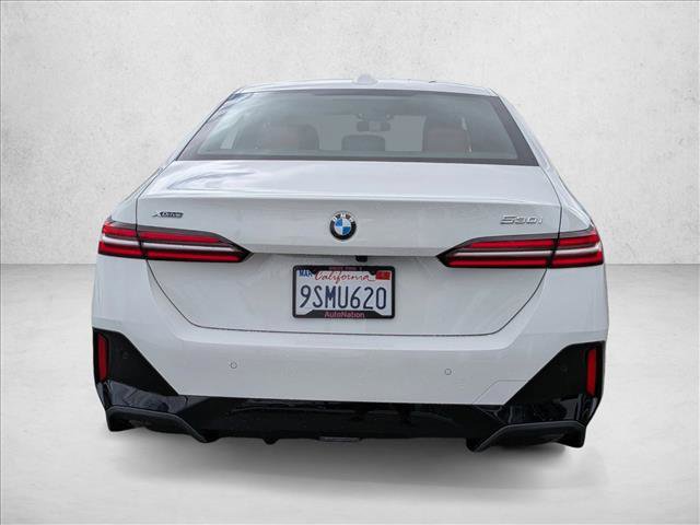 Certified 2025 BMW 530i xDrive w/ M Sport Package image 7
