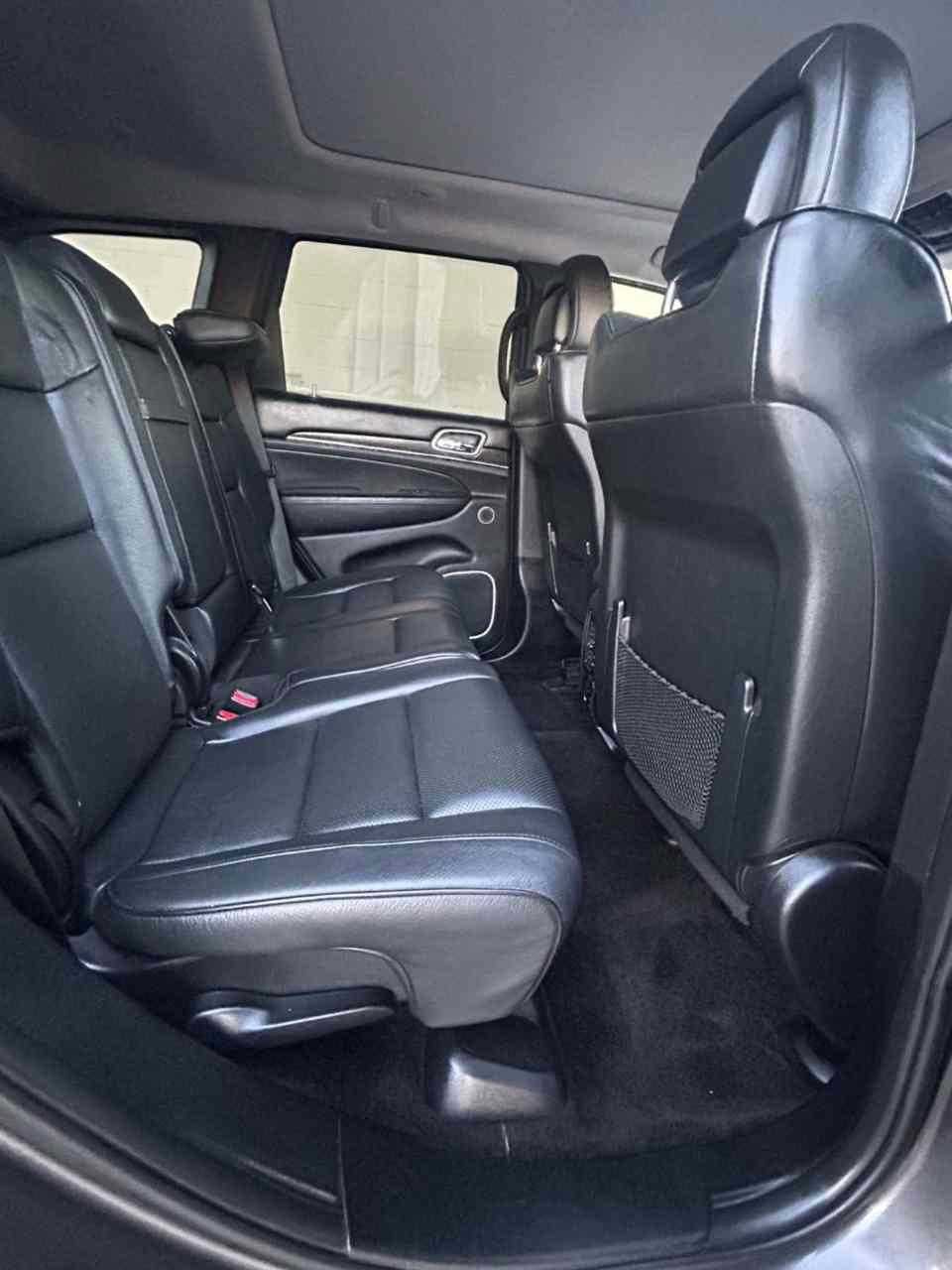 Used 2018 Jeep Grand Cherokee Summit w/ Platinum Series Group image 18