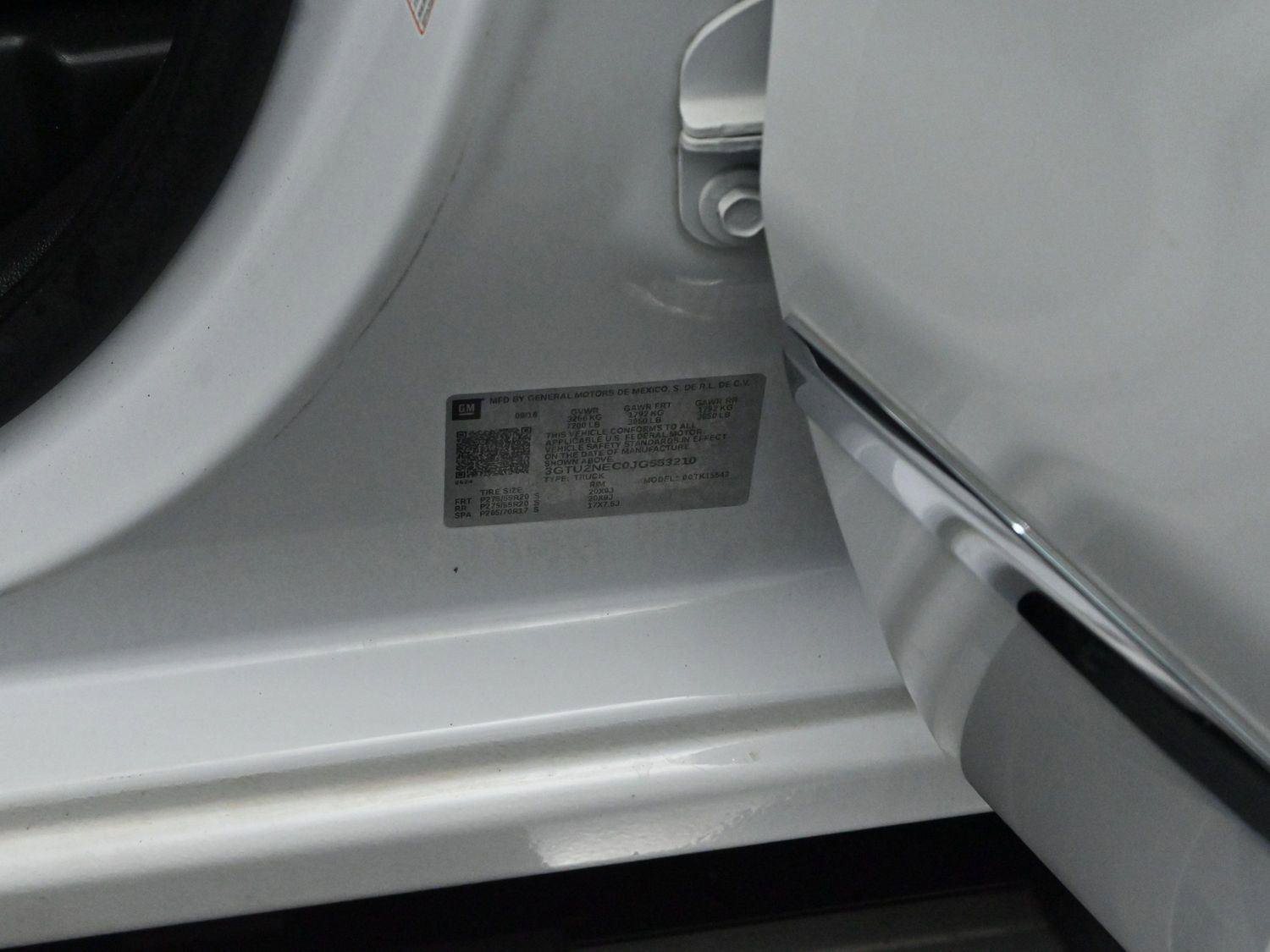 Used 2018 GMC Sierra 1500 SLT w/ SLT Premium Package image 35