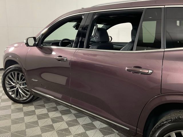 Used 2025 Buick Enclave Avenir w/ LPO, All-Weather Package image 38
