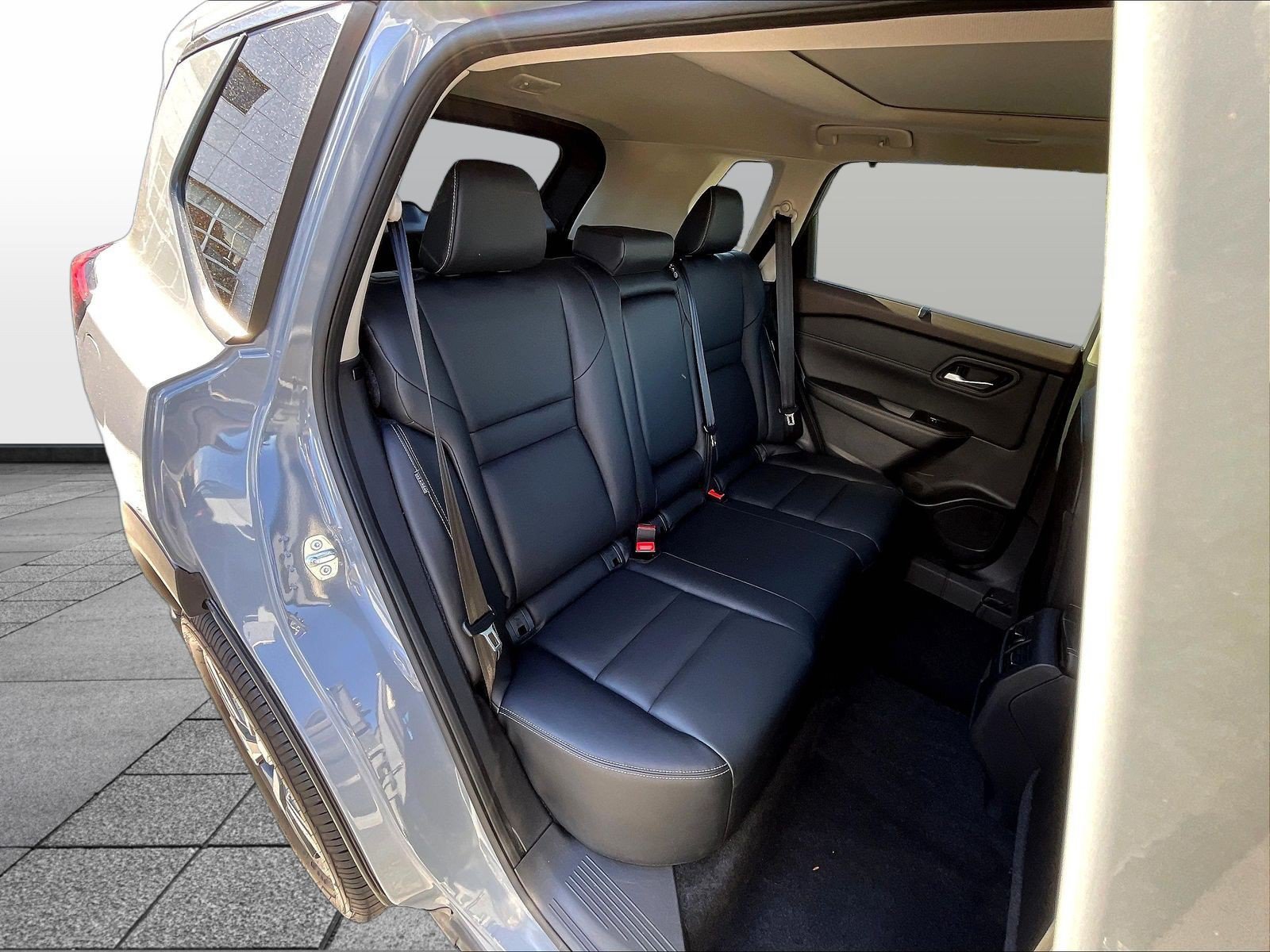 Certified 2023 Nissan Rogue SL w/ SL Premium Package AWD/4WD image 28