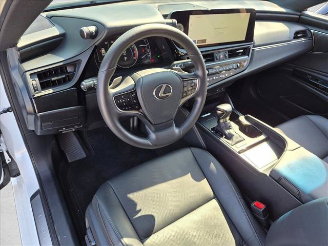 Used 2023 Lexus ES 350 w/ Premium Package FWD image 10