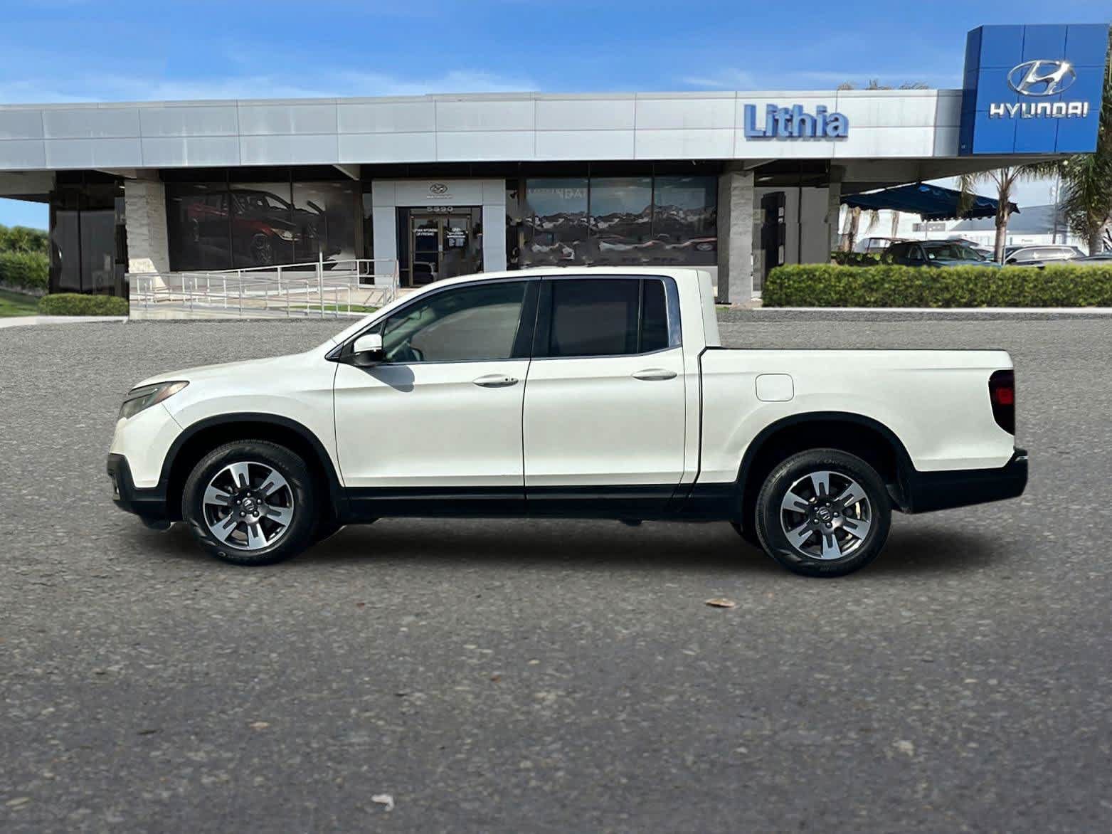 Used 2017 Honda Ridgeline RTL image 6