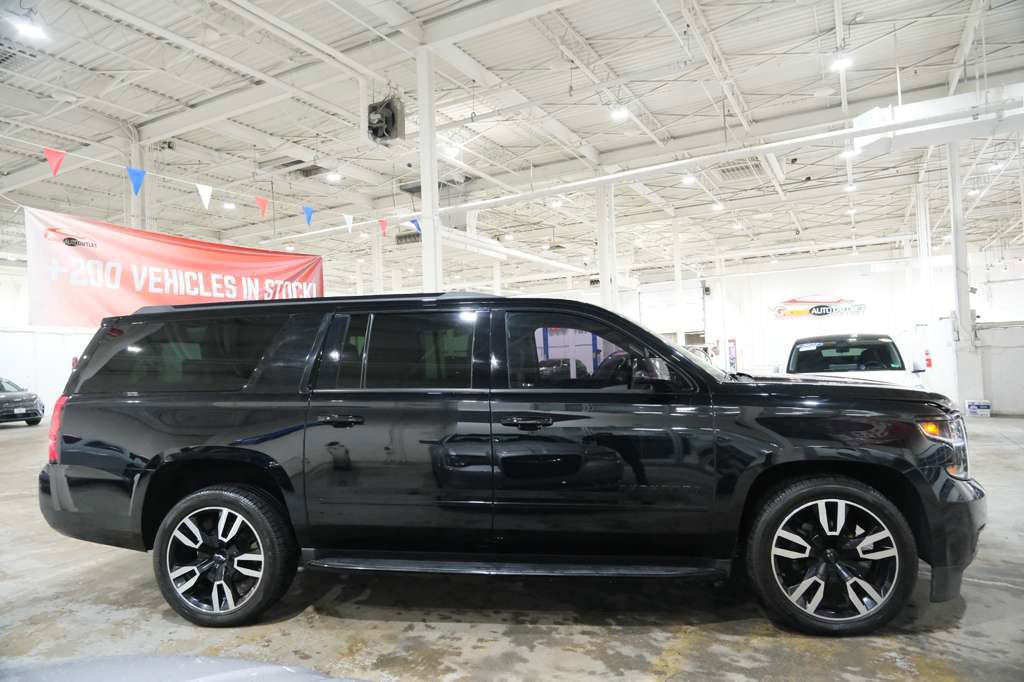 Used 2019 Chevrolet Suburban Premier AWD/4WD image 15