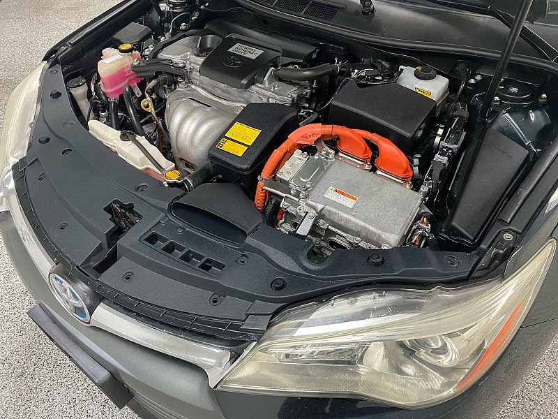 Used 2015 Toyota Camry LE image 18