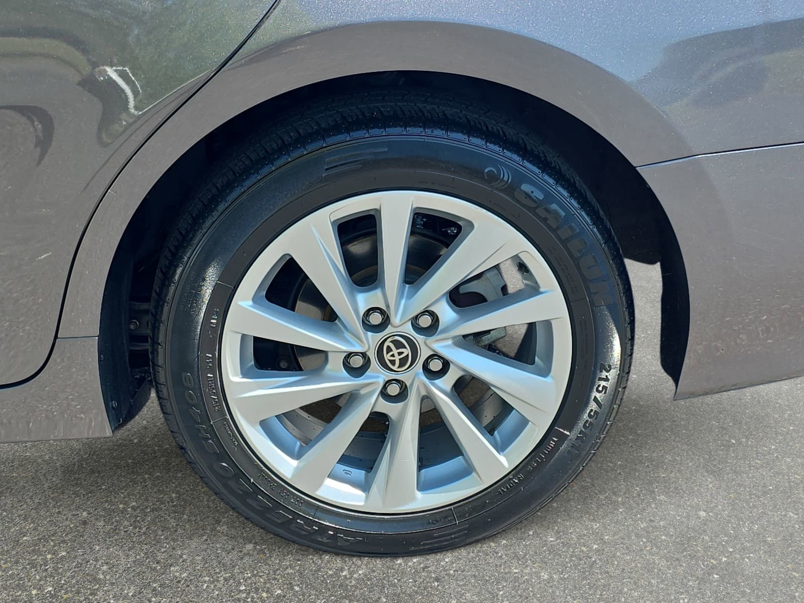 Used 2023 Toyota Camry LE image 31