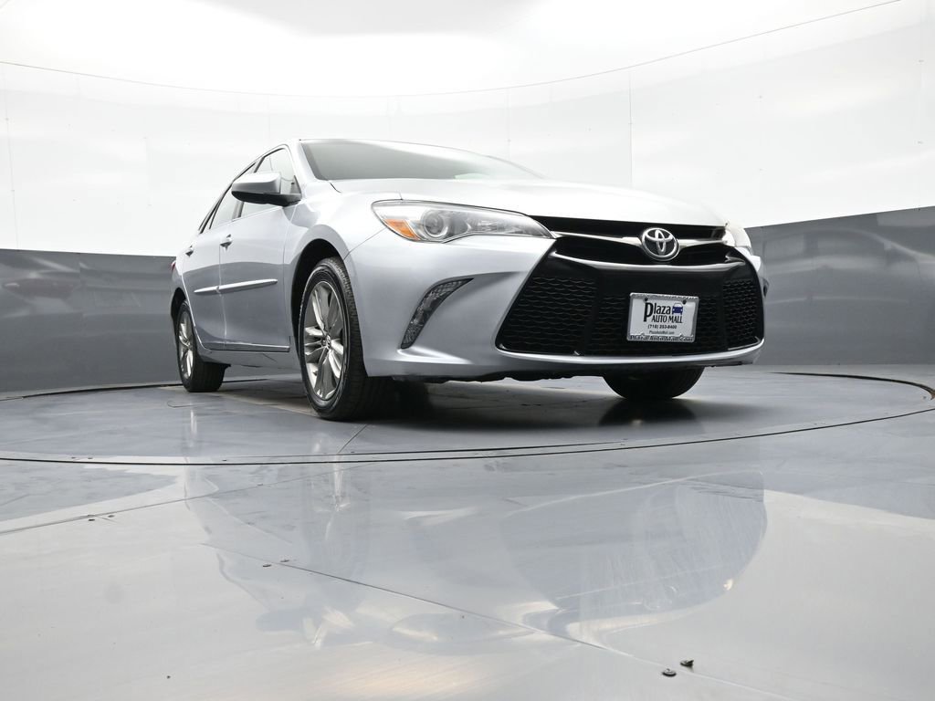 Used 2017 Toyota Camry SE w/ Protection Package (Q2) FWD image 26