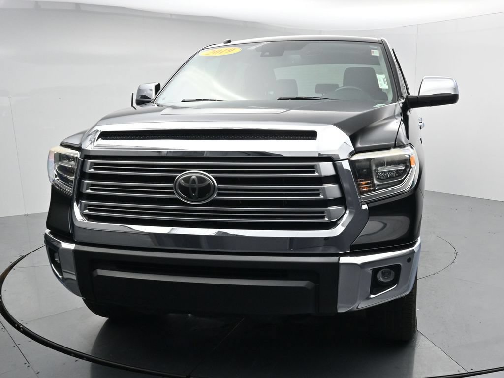 Used 2019 Toyota Tundra Limited w/ Limited Premium Package AWD/4WD image 3