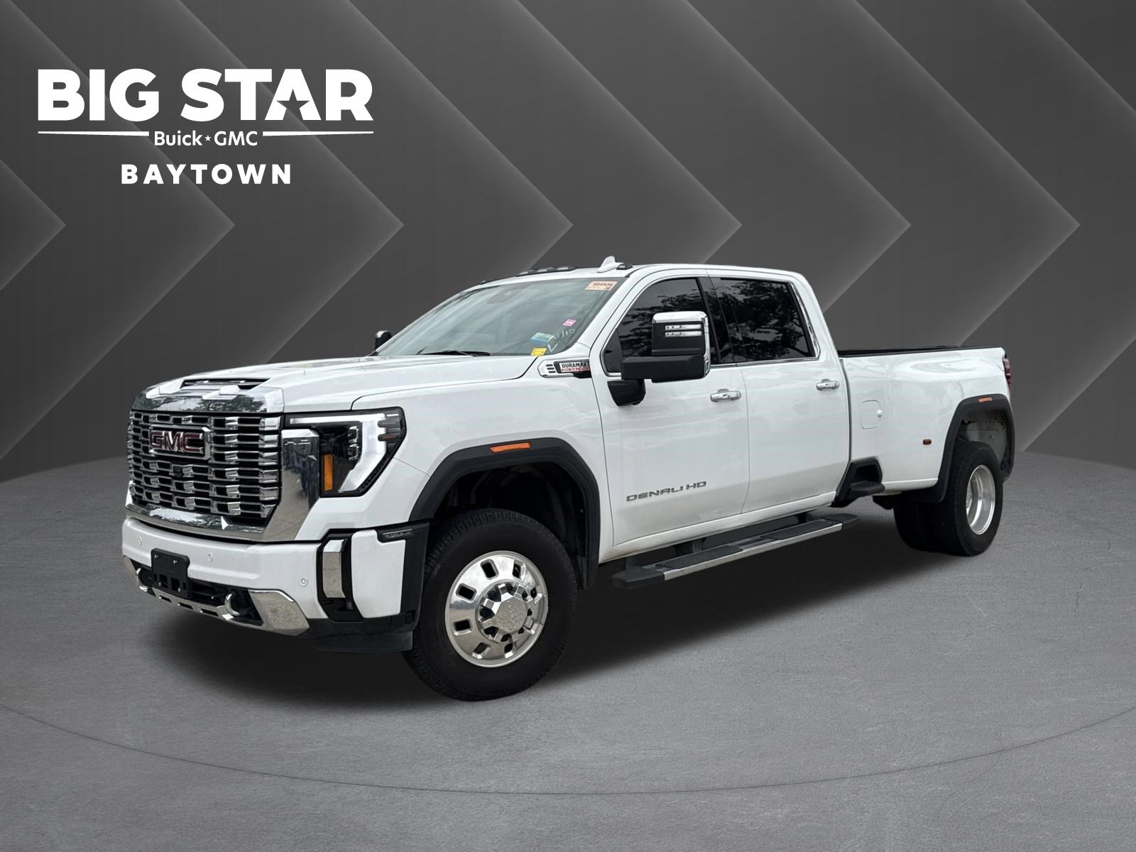 Used 2025 GMC Sierra 3500 Denali image 1