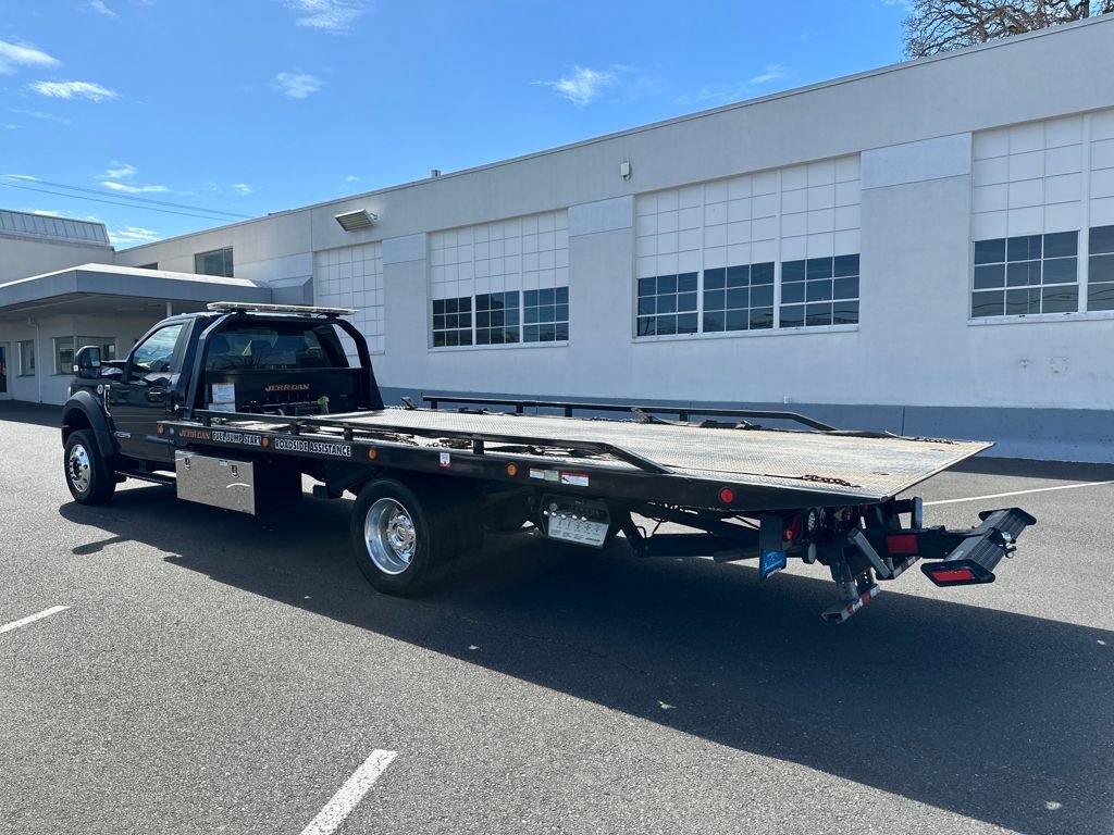 Used 2022 Ford F600 2WD Regular Cab Super Duty image 4