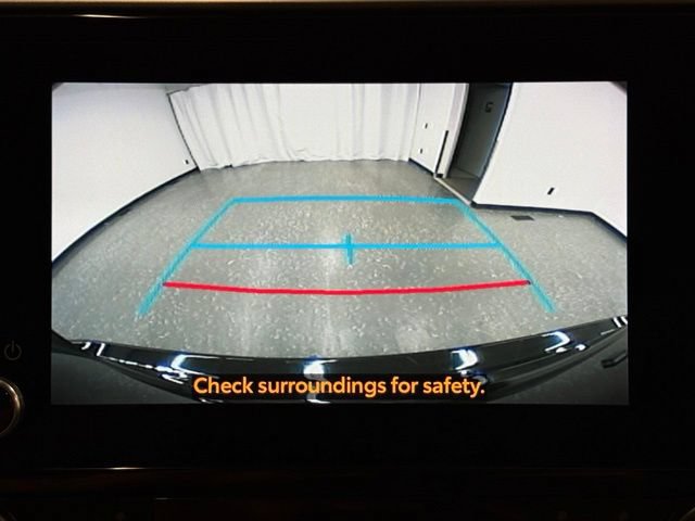 Certified 2025 Toyota Highlander XLE AWD/4WD image 17