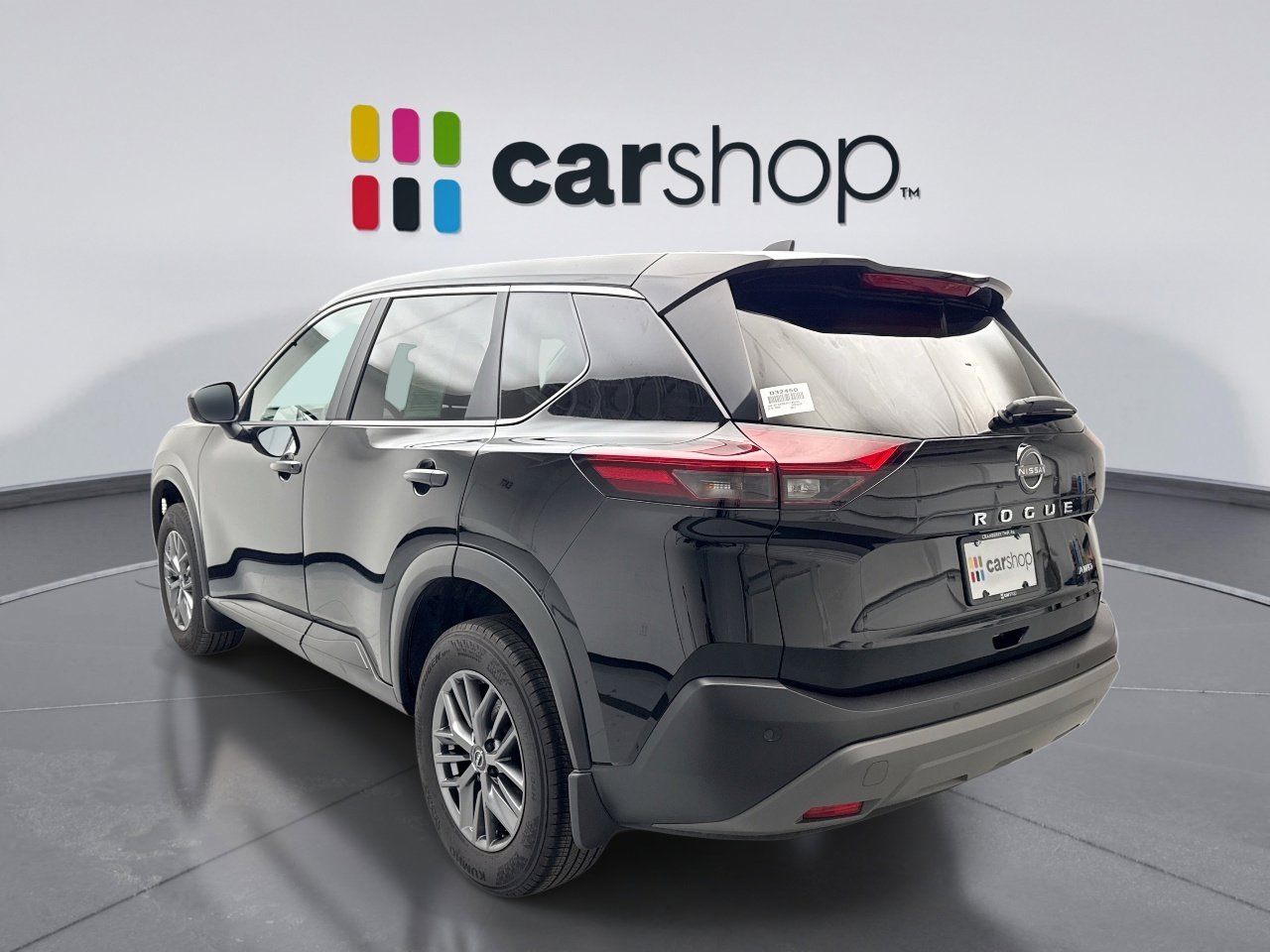 Used 2023 Nissan Rogue S AWD/4WD image 3