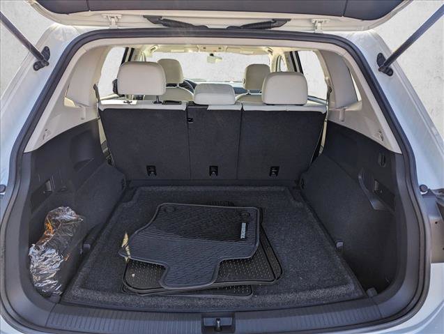 Used 2020 Volkswagen Tiguan SE image 6