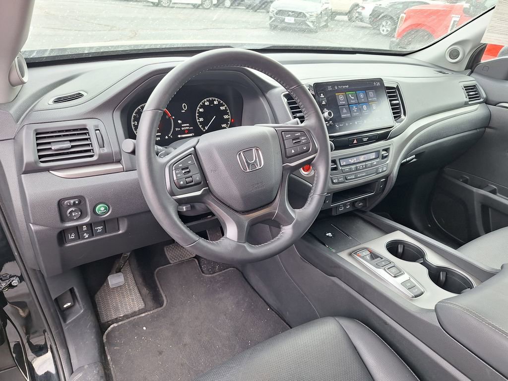 Used 2025 Honda Ridgeline RTL image 4