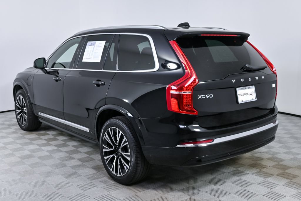 Certified 2024 Volvo XC90 T8 Core image 4