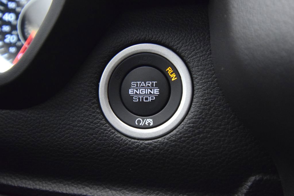 Used 2024 RAM 1500 Laramie AWD/4WD image 35