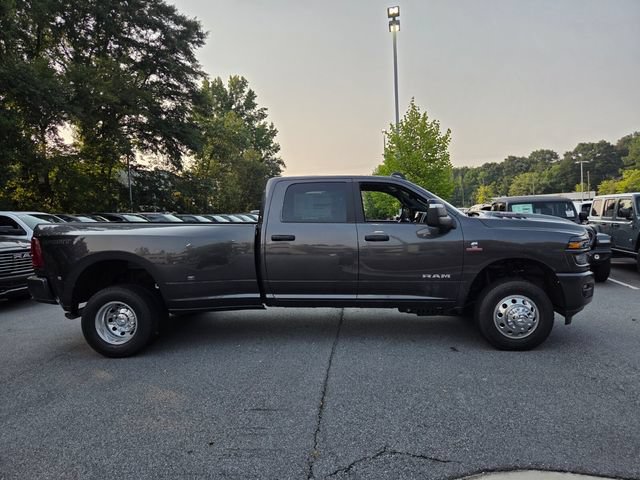 New 2026 RAM 3500 Big Horn AWD/4WD image 10