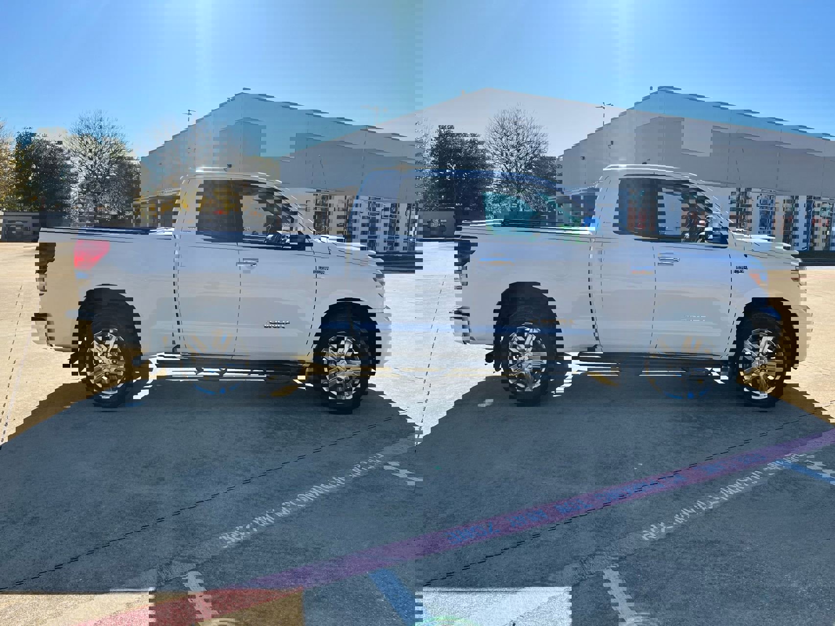 Used 2008 Toyota Tundra Limited image 4