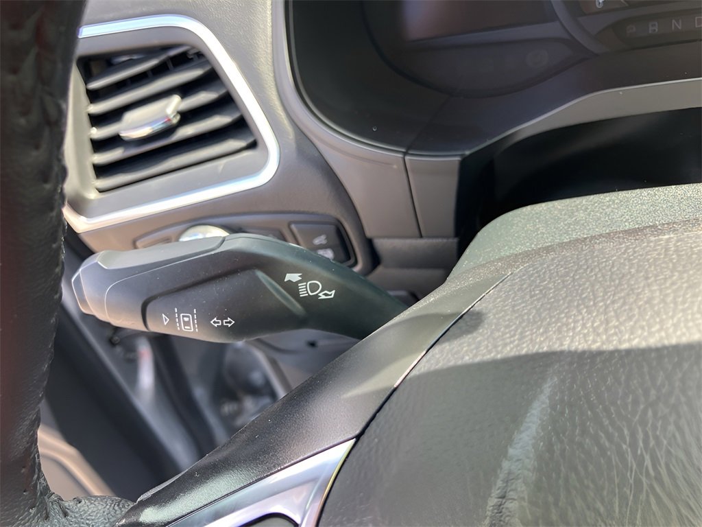 Used 2024 Ford Edge Titanium image 18