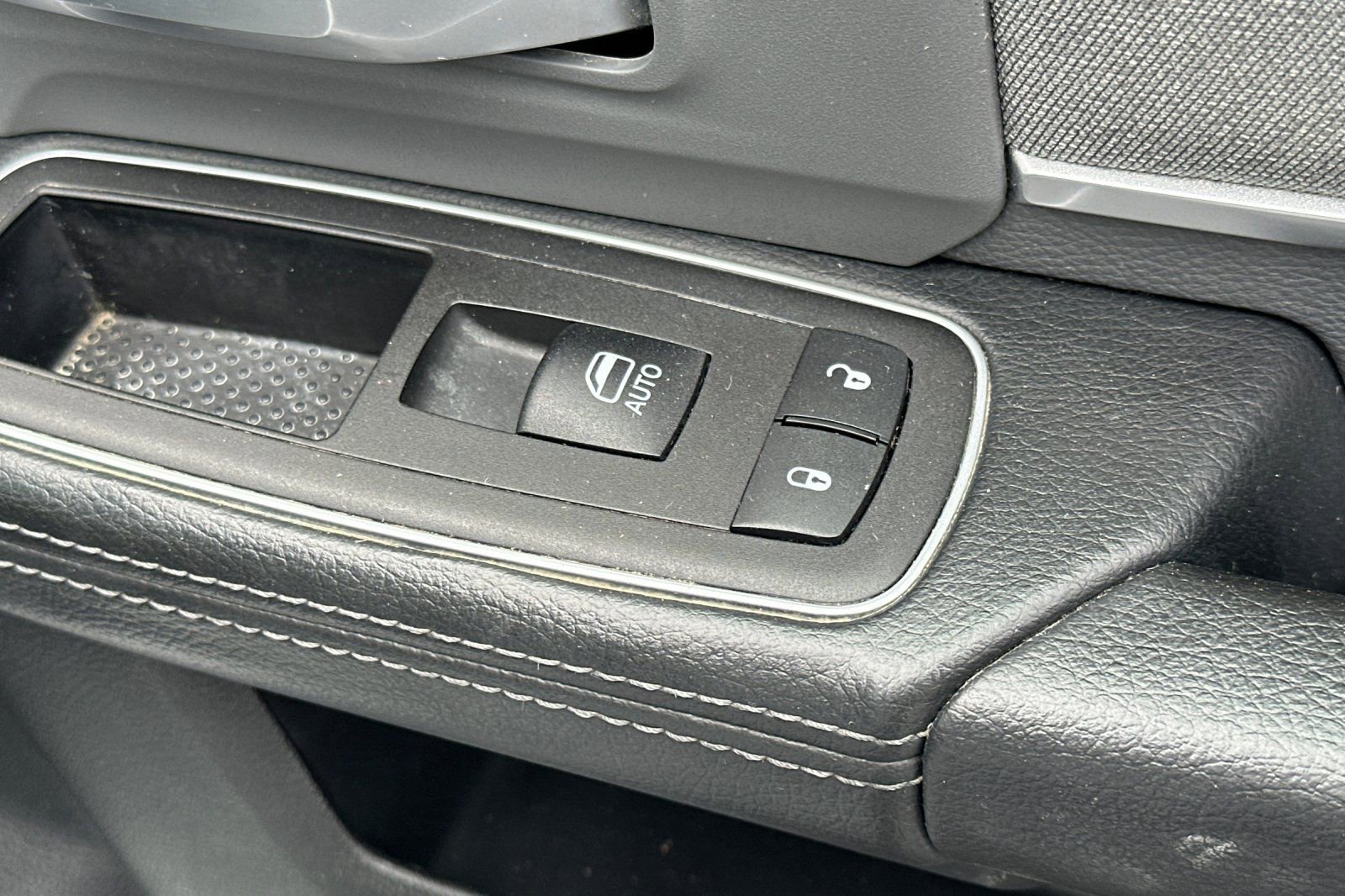 Used 2023 RAM 3500 Big Horn w/ Level 1 Equipment Group image 21