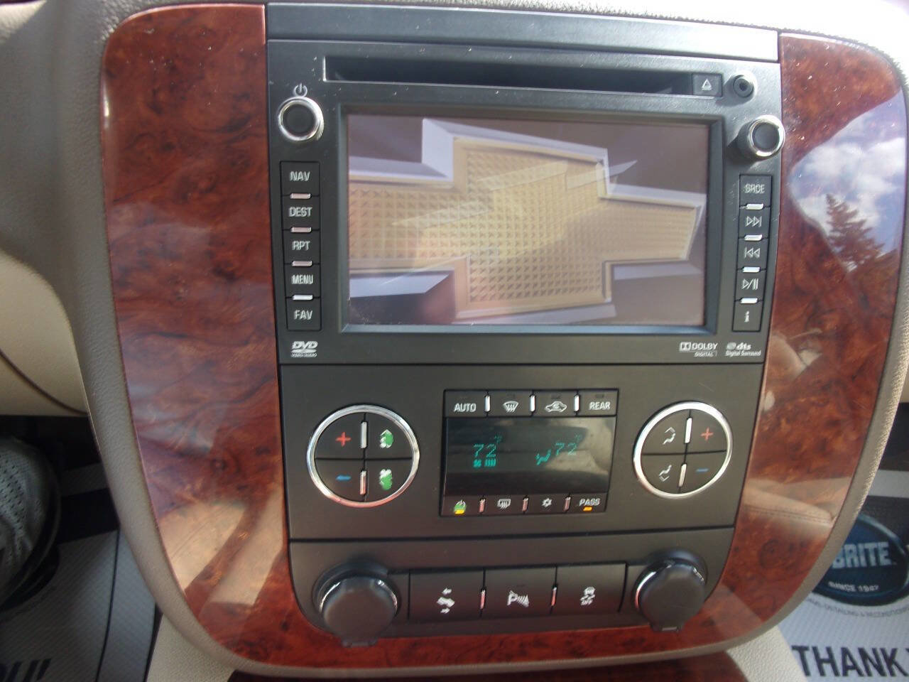 Used 2013 Chevrolet Suburban LTZ AWD/4WD image 22