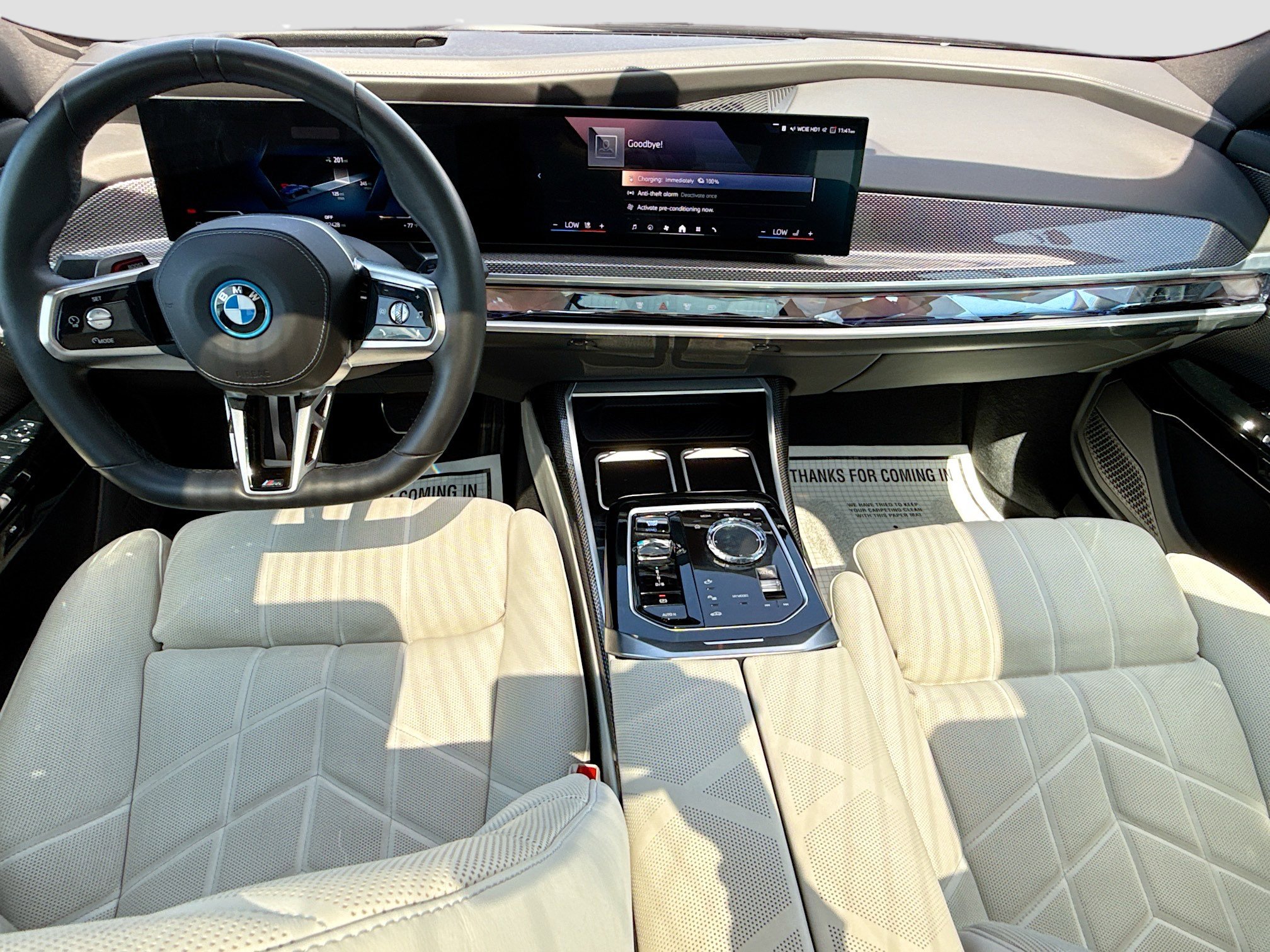 Used 2023 BMW i7 xDrive60 image 15