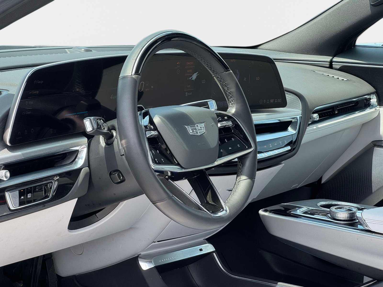 Certified 2023 Cadillac Lyriq 2WD image 11