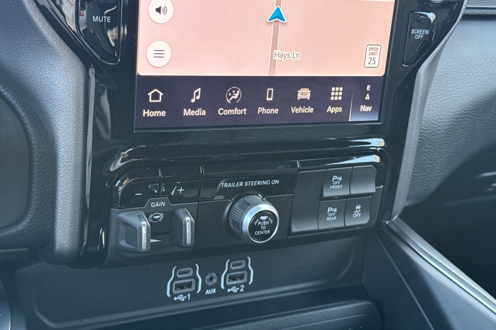 New 2026 RAM 1500 4x4 Crew Cab image 19