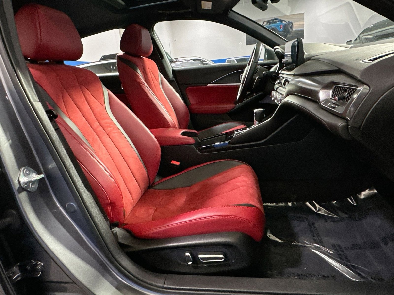 Used 2023 Acura Integra A-Spec image 14