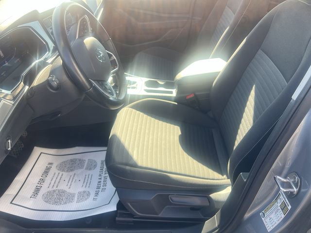 Used 2024 Volkswagen Jetta S image 8