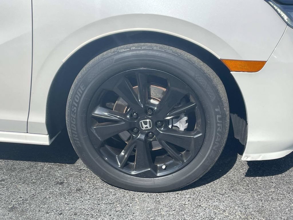 Used 2023 Honda Odyssey Sport image 10