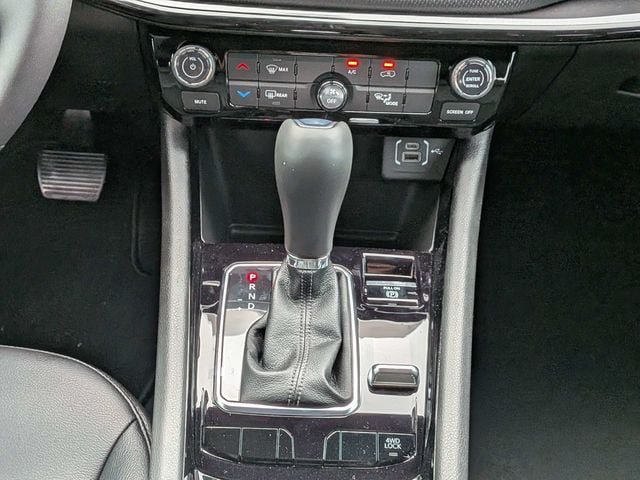 New 2026 Jeep Compass Latitude AWD/4WD image 17