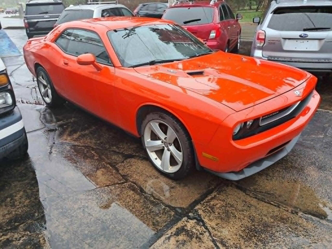 Used 2009 Dodge Challenger R/T RWD image 2