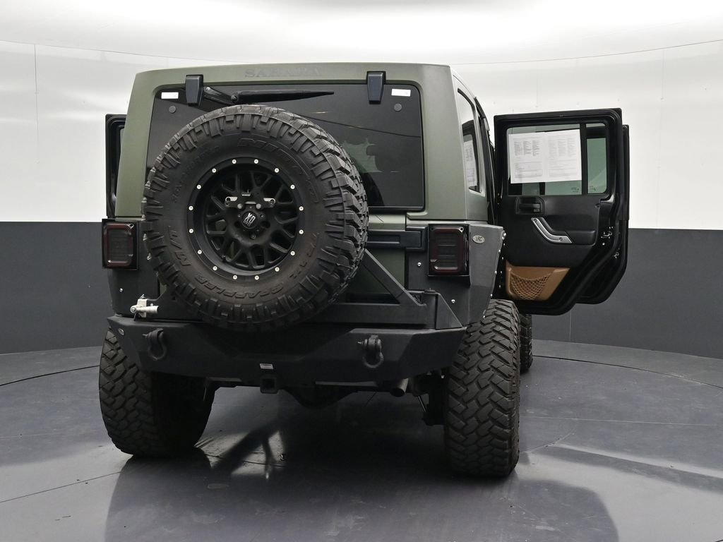 Used 2015 Jeep Wrangler Unlimited Sahara w/ Max Tow Package image 33