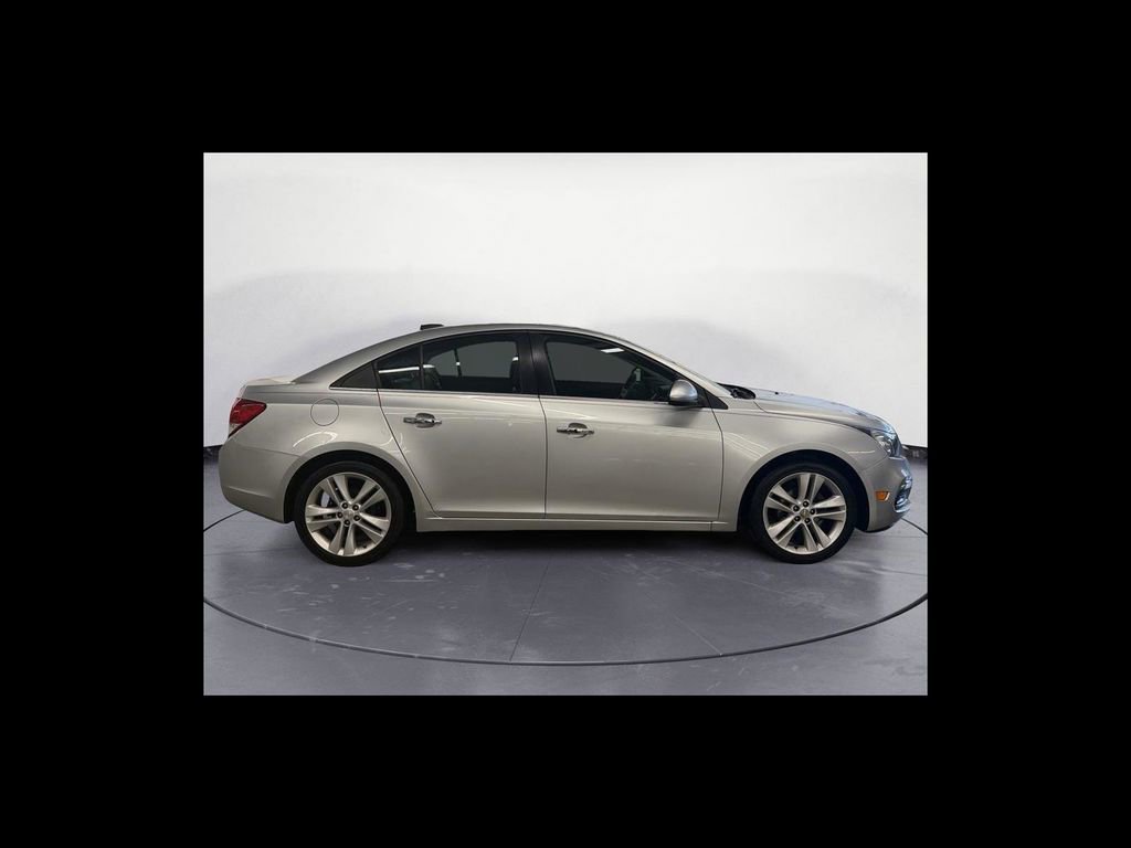 Used 2015 Chevrolet Cruze LTZ image 7