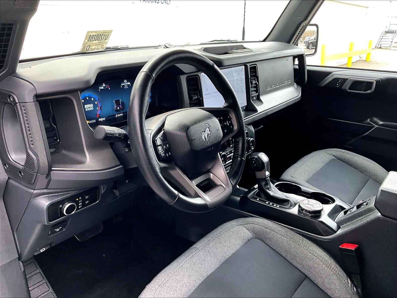 Used 2025 Ford Bronco Big Bend image 8