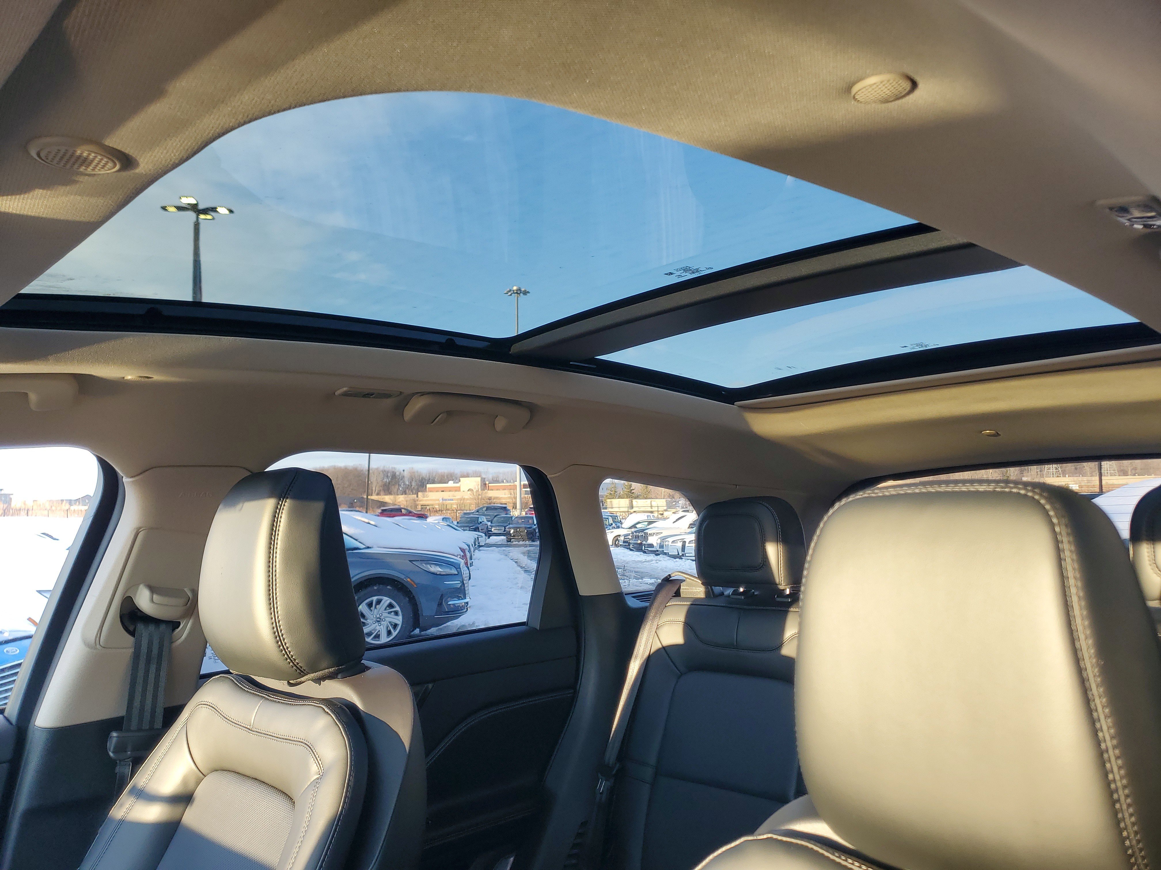 New 2026 Lincoln Corsair Reserve w/ Jet Appearance Package image 11