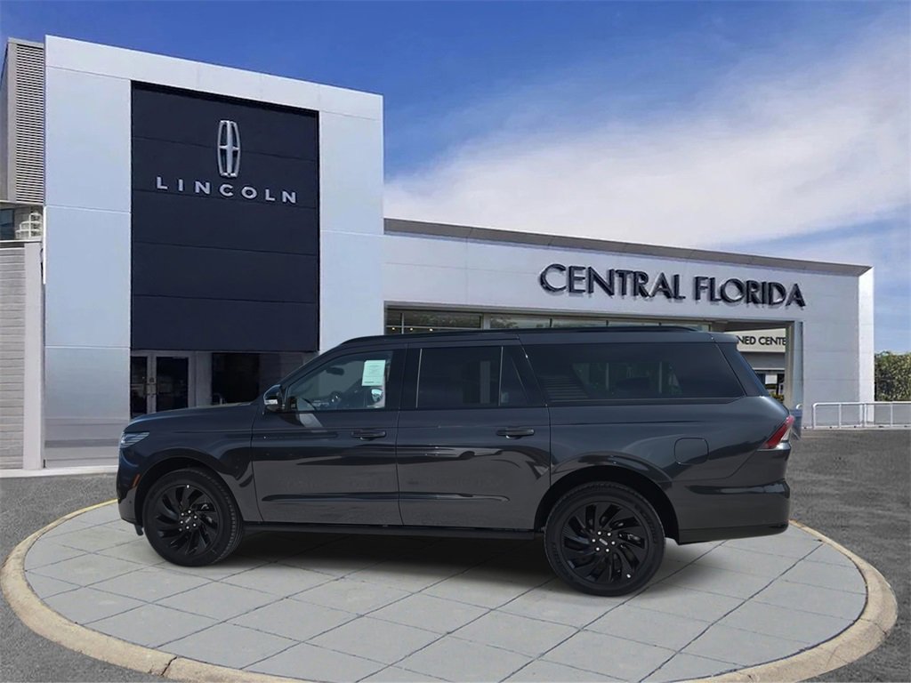New 2025 Lincoln Navigator L Reserve w/ Jet Appearance Package image 5