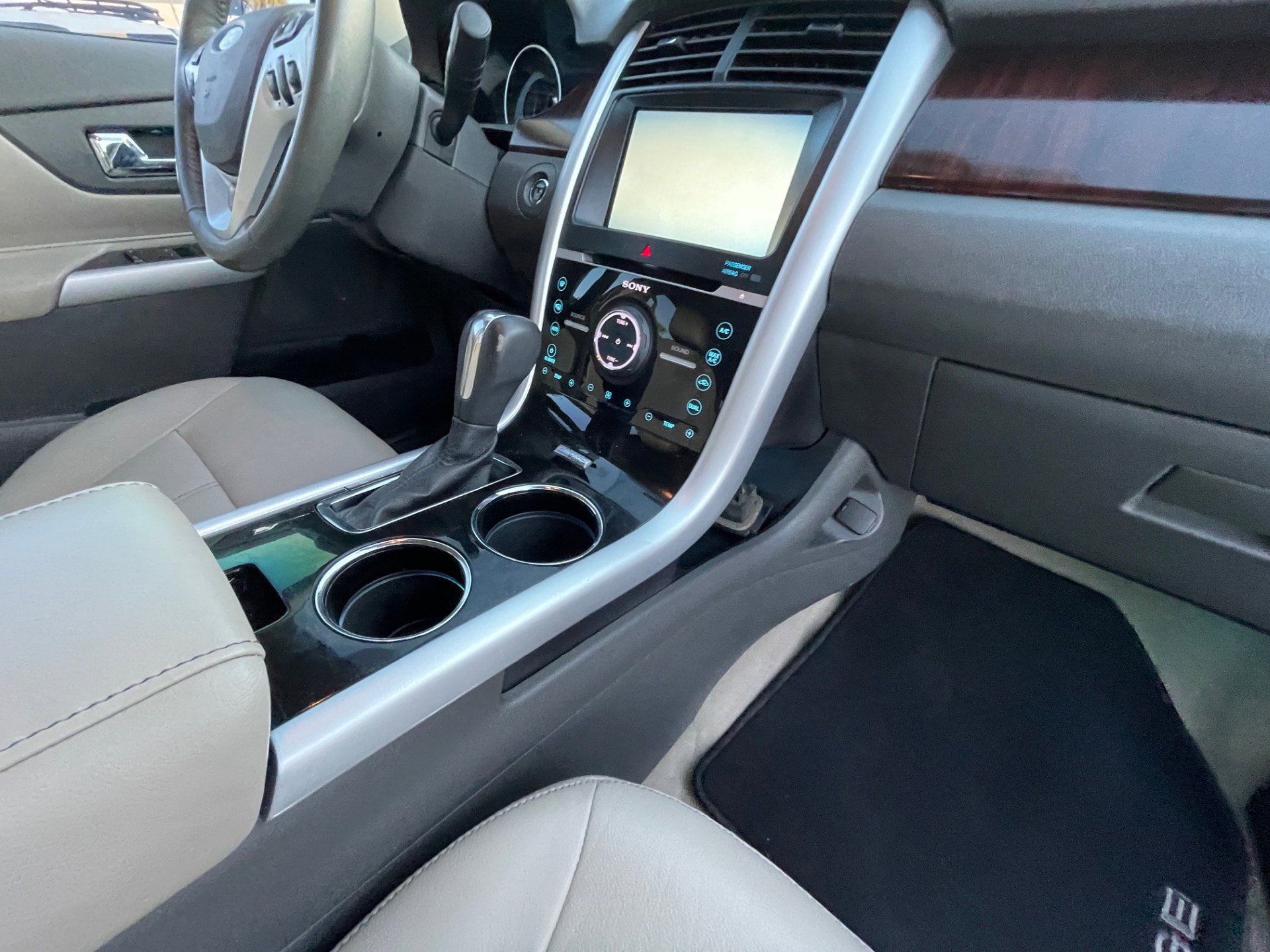 Used 2011 Ford Edge Limited w/ 302A Rapid Spec Order Code FWD image 33