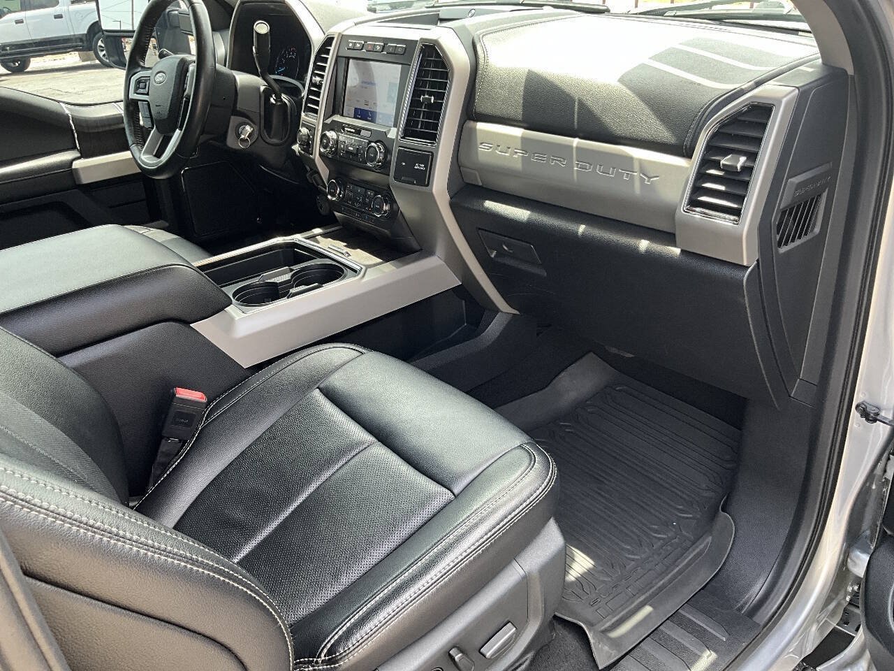 Used 2021 Ford F250 Lariat w/ Chrome Package AWD/4WD image 30