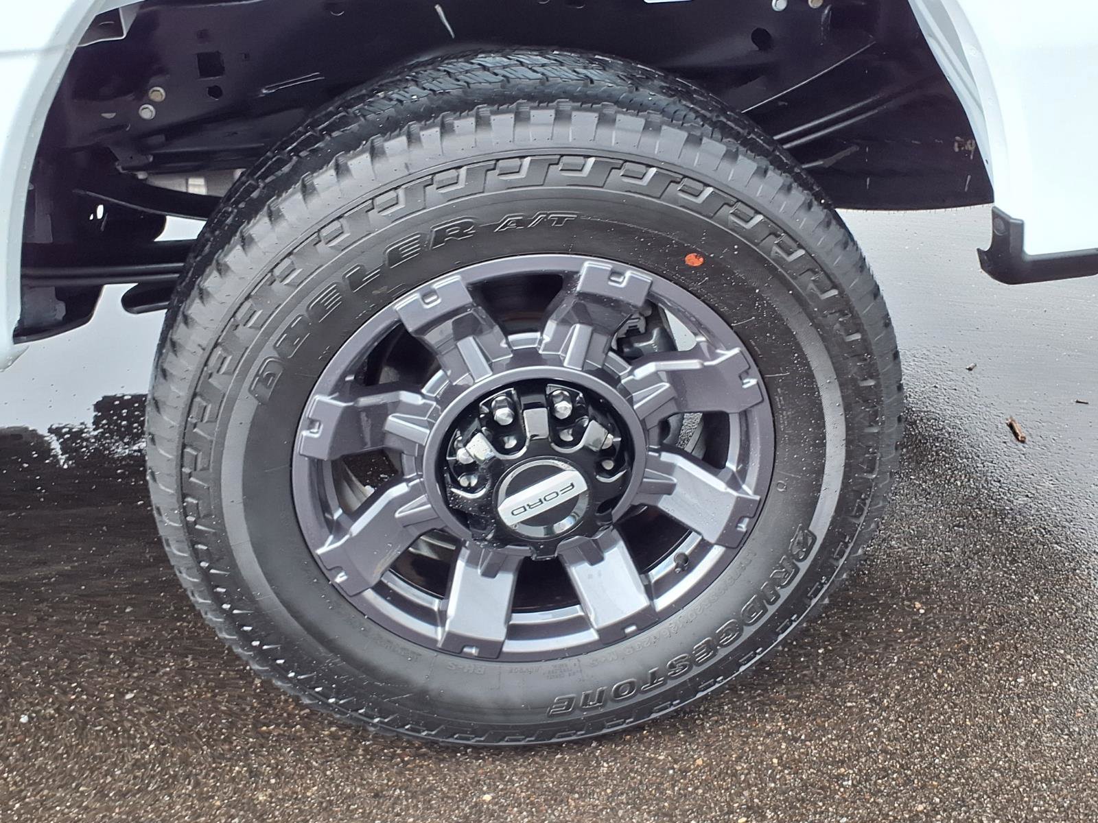 Used 2024 Ford F250 Lariat w/ Sport Appearance Package image 28