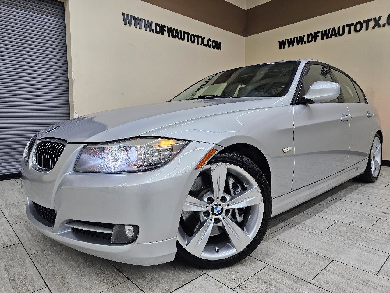 Used 2011 BMW 335i Sedan image 1
