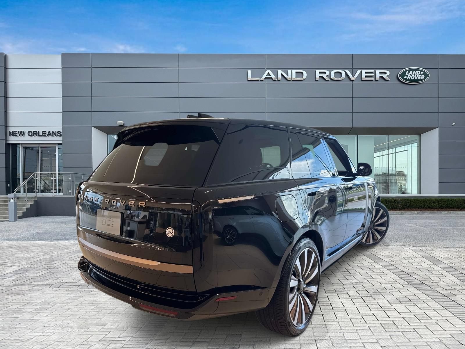 New 2026 Land Rover Range Rover SV AWD/4WD image 5